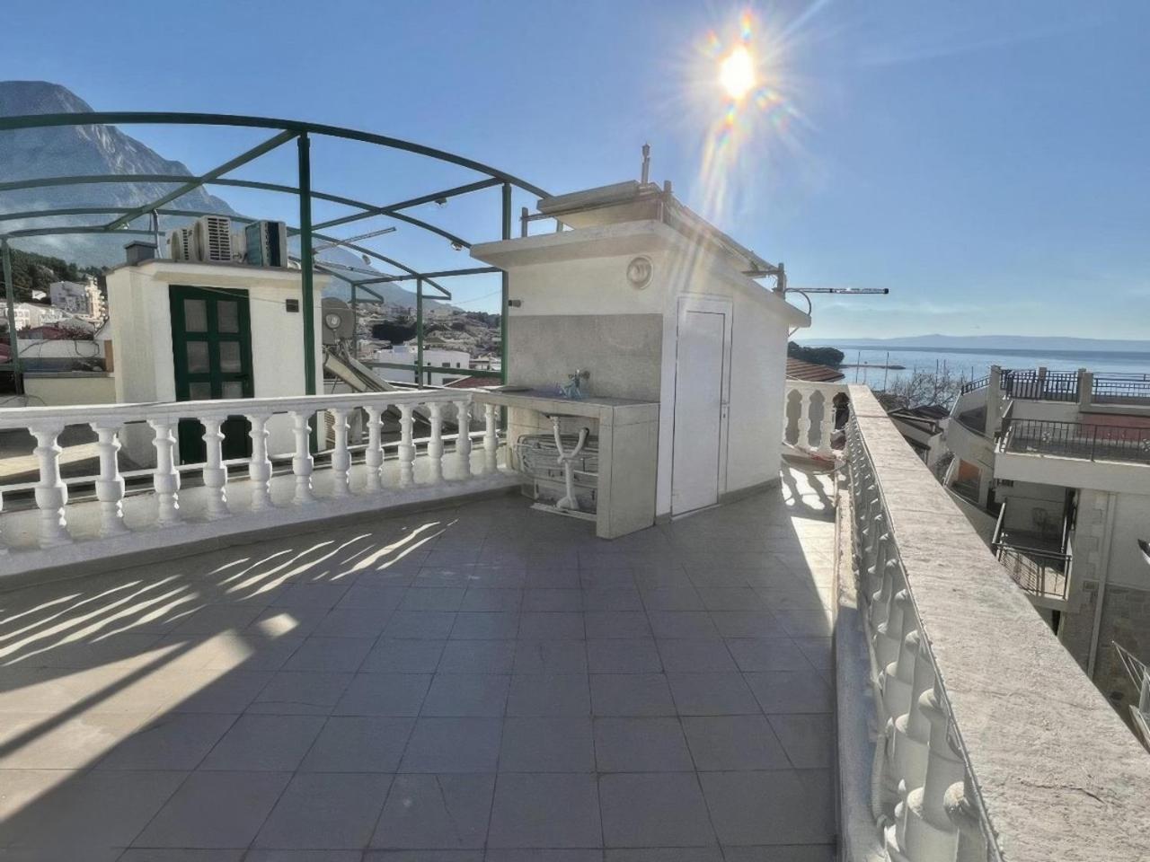 Liya Appartement Baška Voda Buitenkant foto