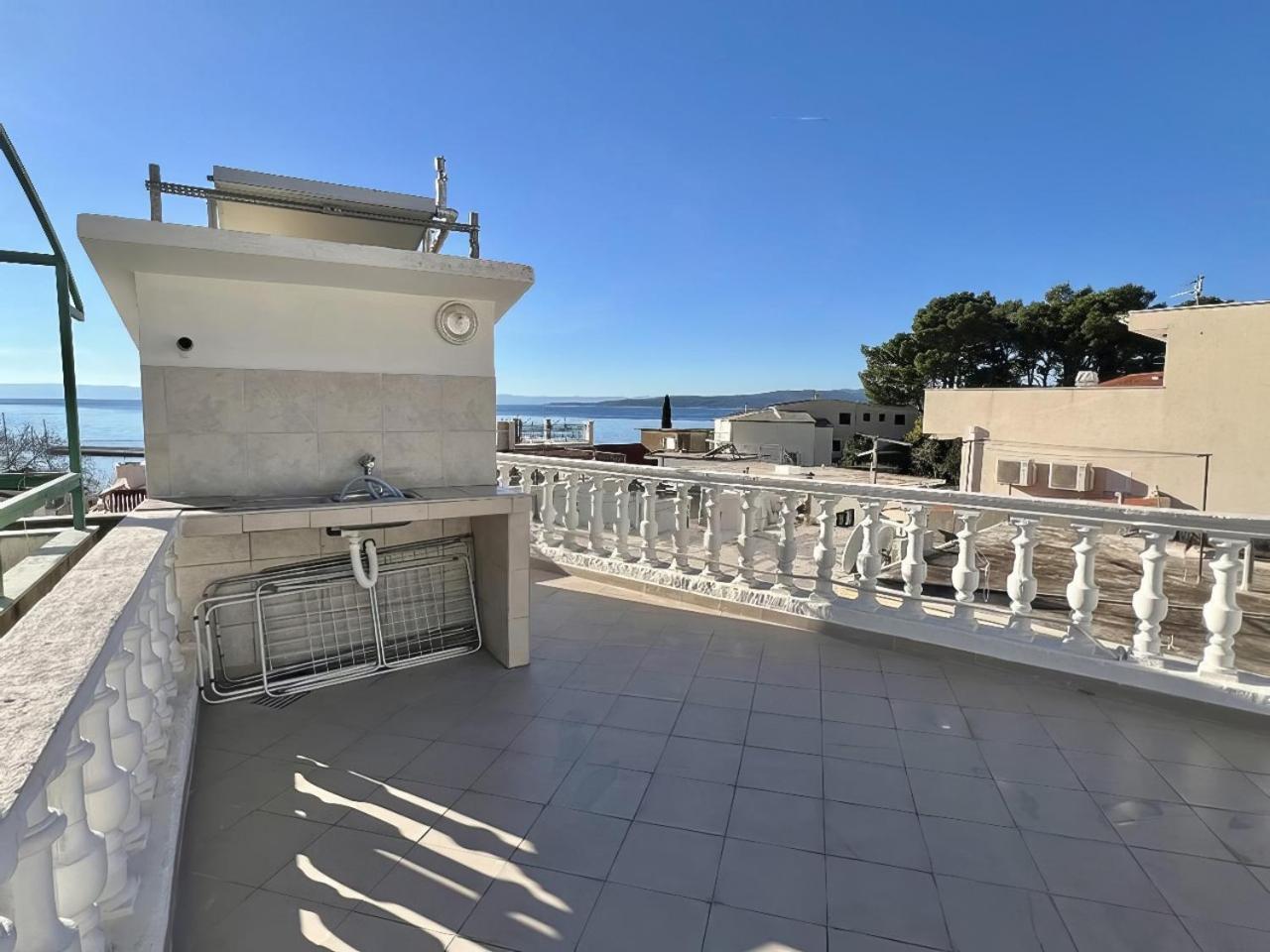 Liya Appartement Baška Voda Buitenkant foto